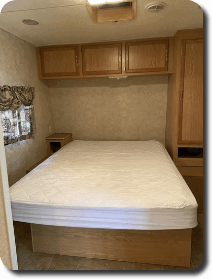 b59 queen bed
