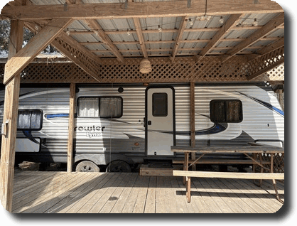 b16 camper outside b16 camper outside
